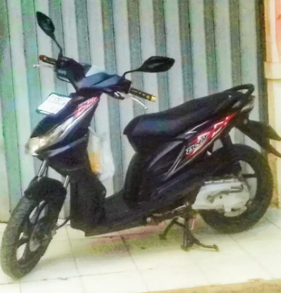 DIJUAL CEPAT HONDA BEAT KARBU MESIN ORI sertater hiduk mulus
