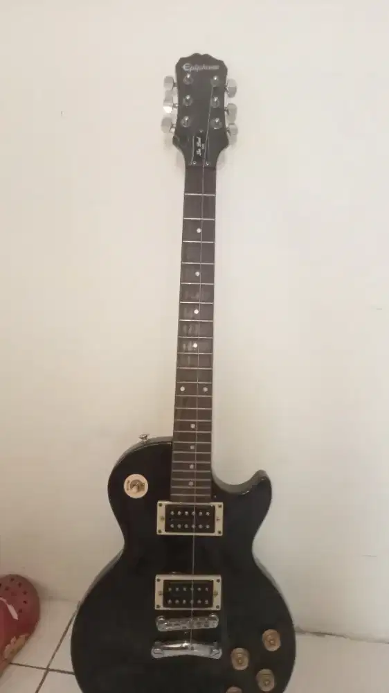 gitar Epson merek ephipon lass Paul 100