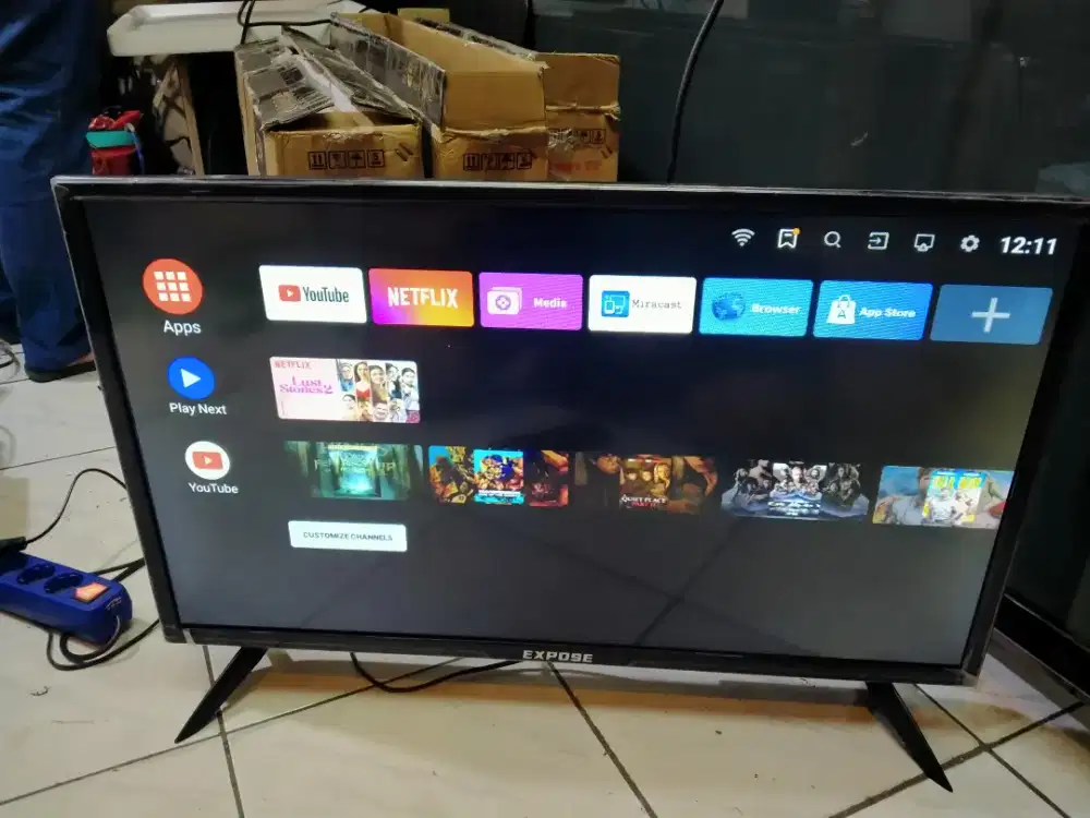 Tv smart 32 inci expose