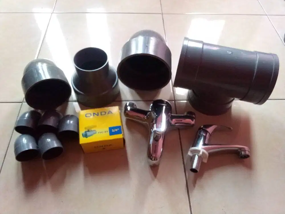 Di jual kran air panas,sambungan pipa,kran wastafel