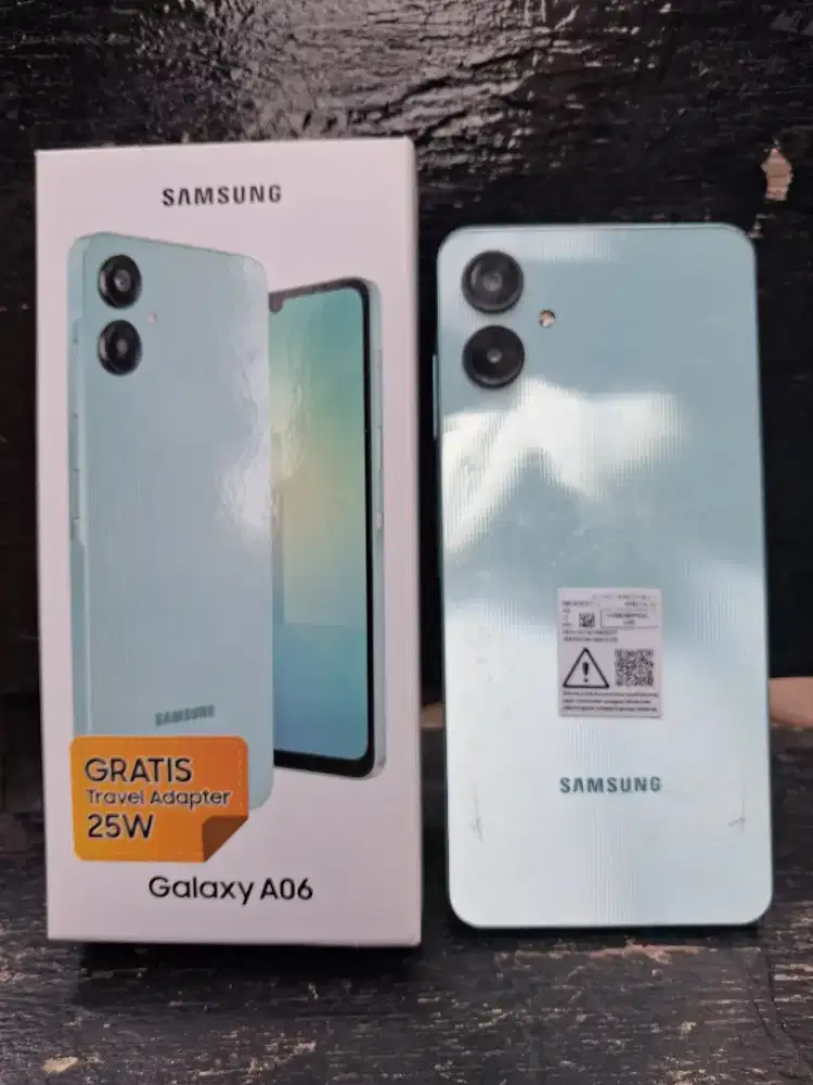 Bismillah dijual hp Samsung a06 4/128 minus lecet pemakaian