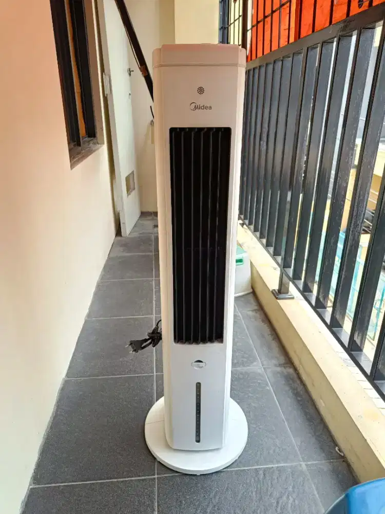 Midea Tower Fan Air Cooler 4in1 - Second Like New - COD