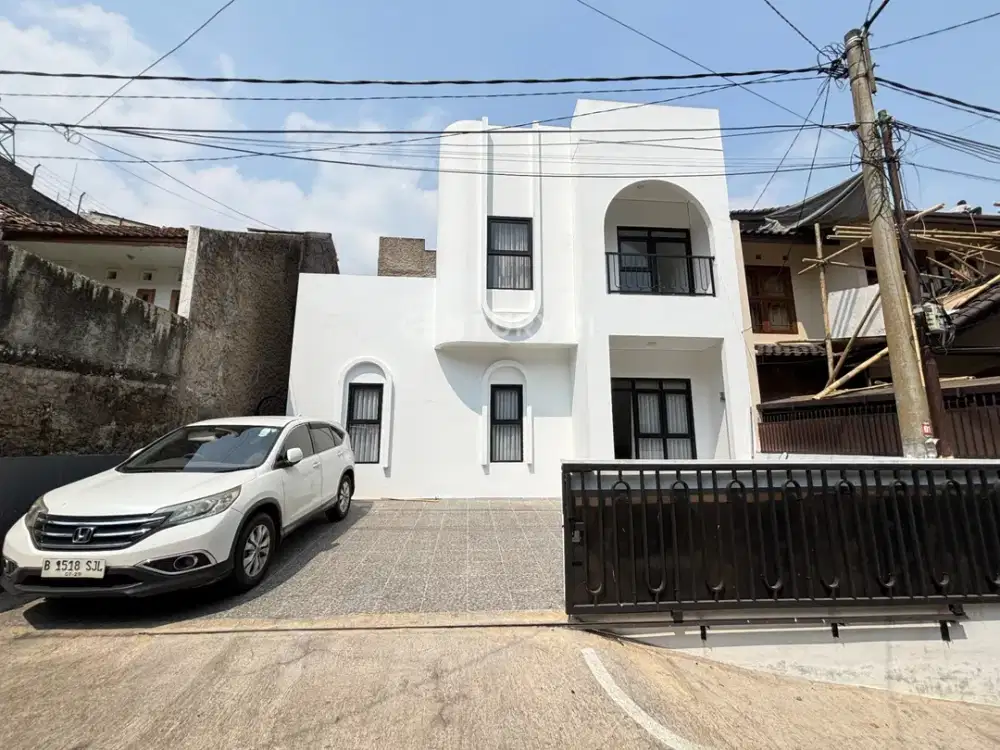 Rumah Baru Bergaya Santorini Di Sapphire Setiabudi Regency