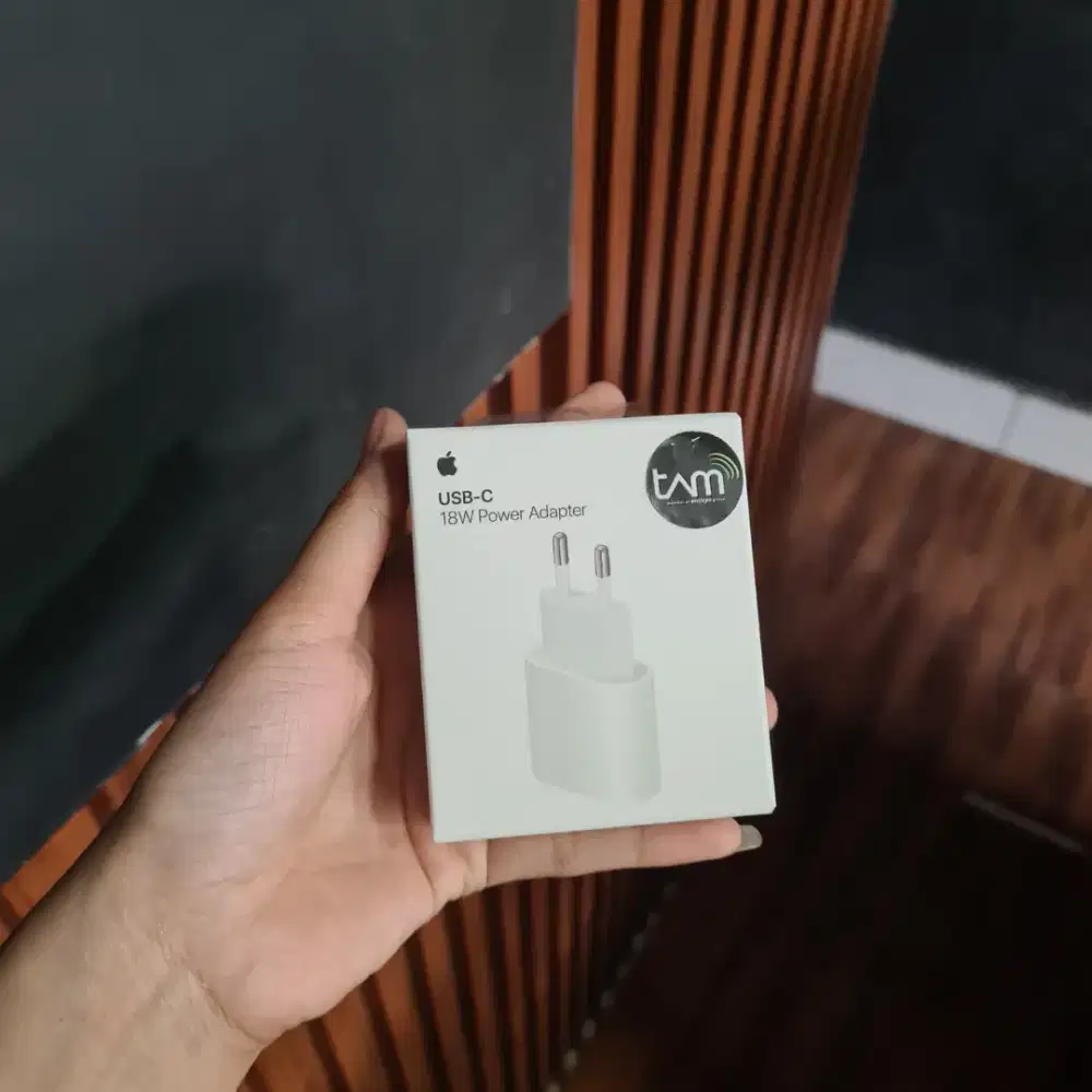 Adapter iPhone 18W Baru Fast Charging – Charger iPhone USB-C