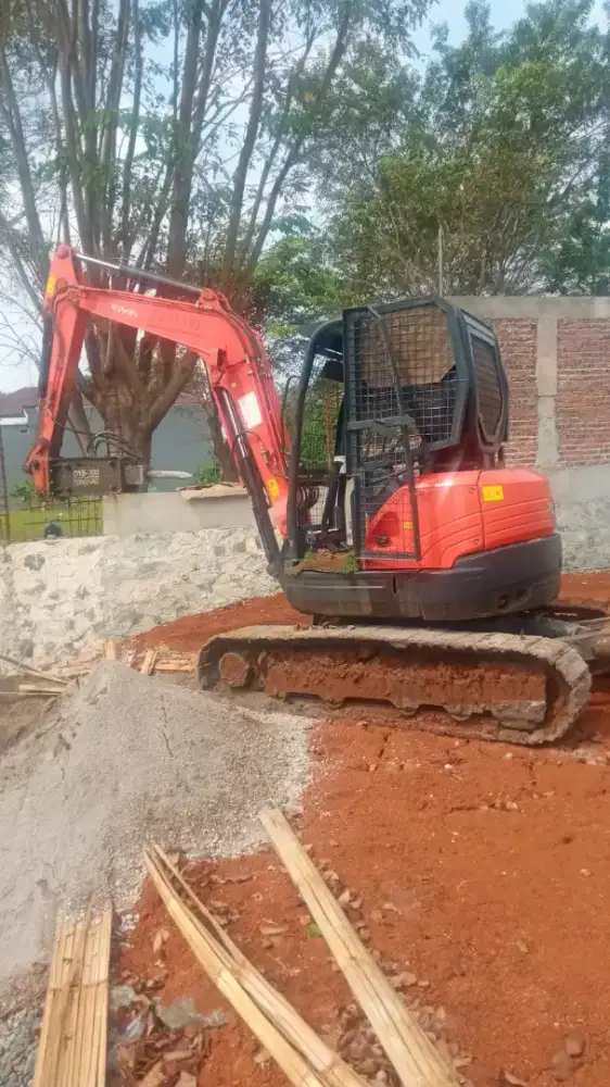 Becko mini Excavator PC50 breaker bucket Vibro dozer wales crane