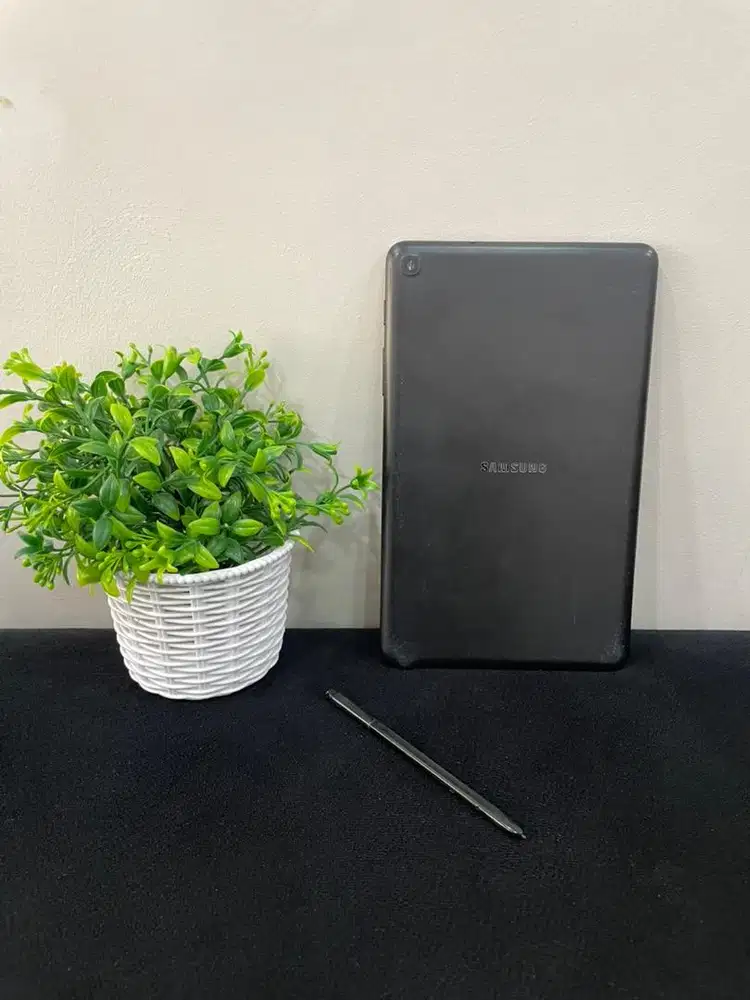 Samsung Tab A Spen 8inch 3/32 Black SEIN mulus Unit Only Wifi+Kartu