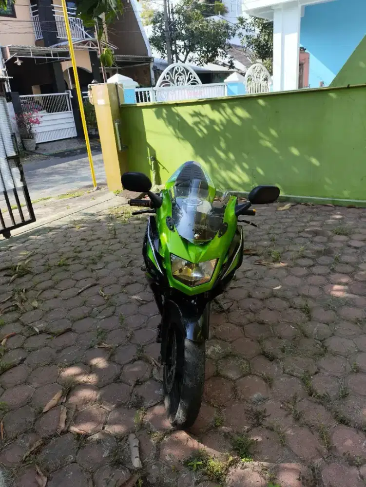 NINJA RR NEW HIJAU HITAM KM LOW