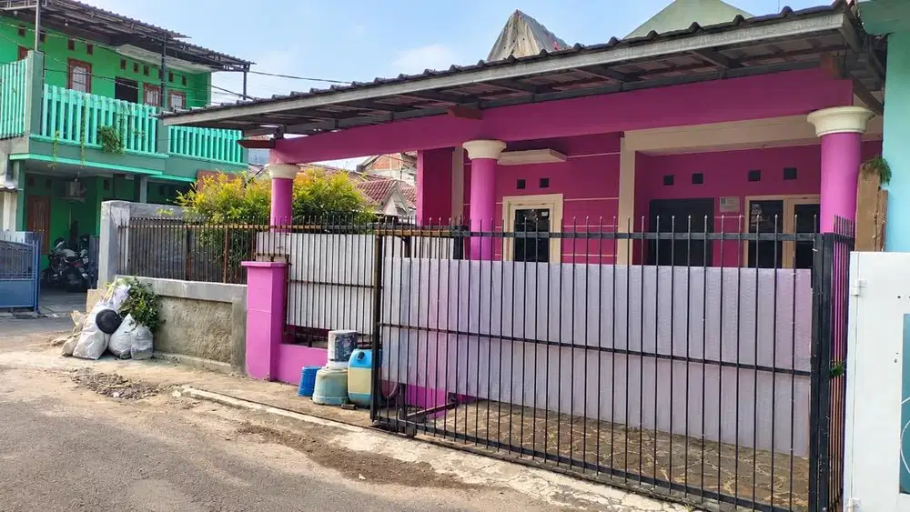 RUMAH DISEWAKAN PERTAHUN