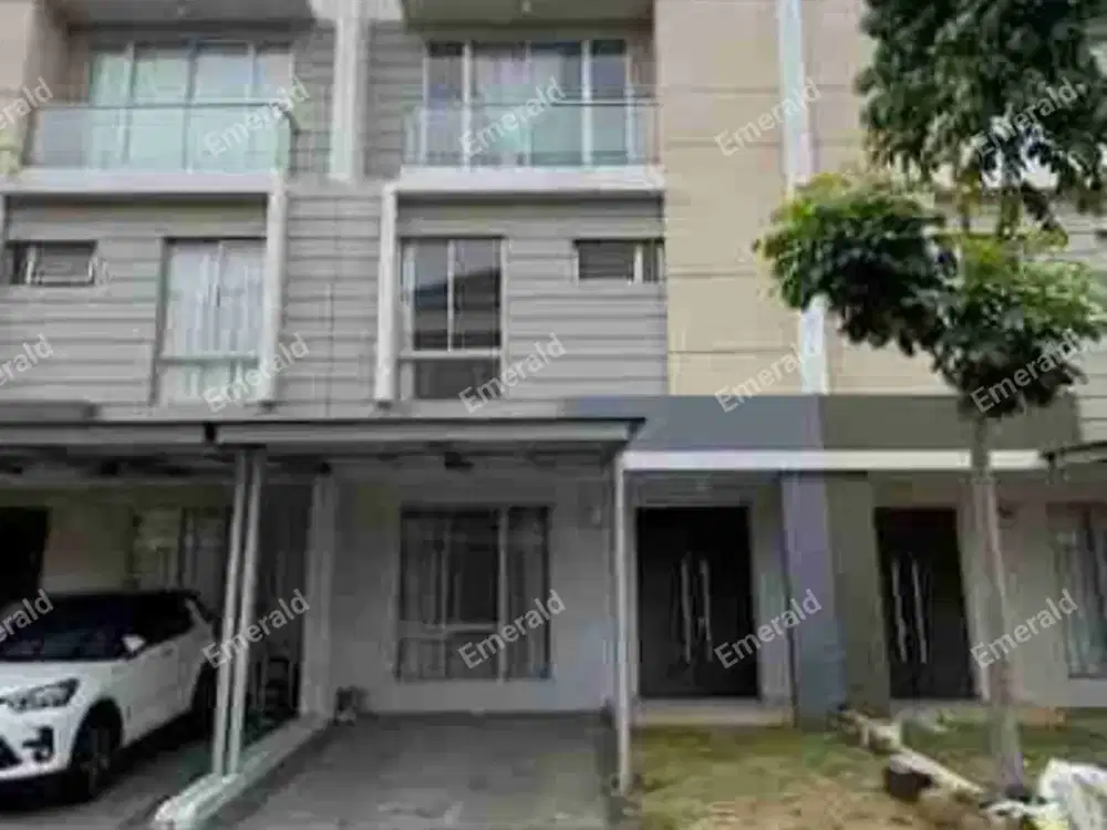 Rumah 3 Lantai Siap Huni Golf Island PIK