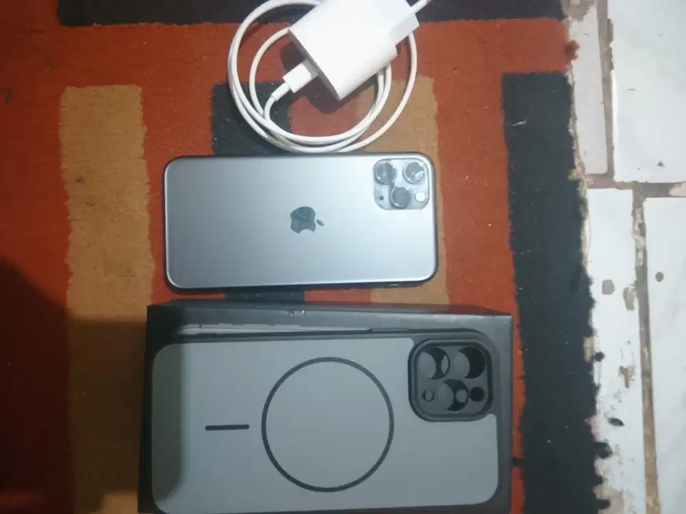 iPhone 11 Pro 64gb inter