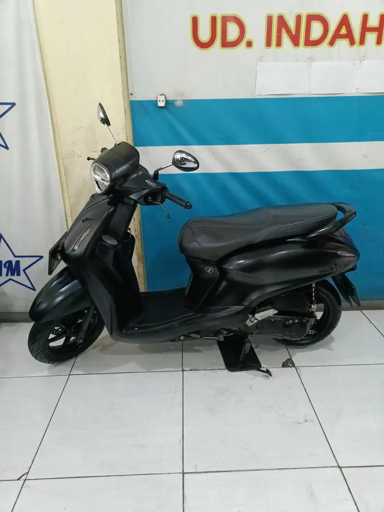 Cc125 yAMAHA GRAND FILANO LUX 125 20223 BISA KREDIT