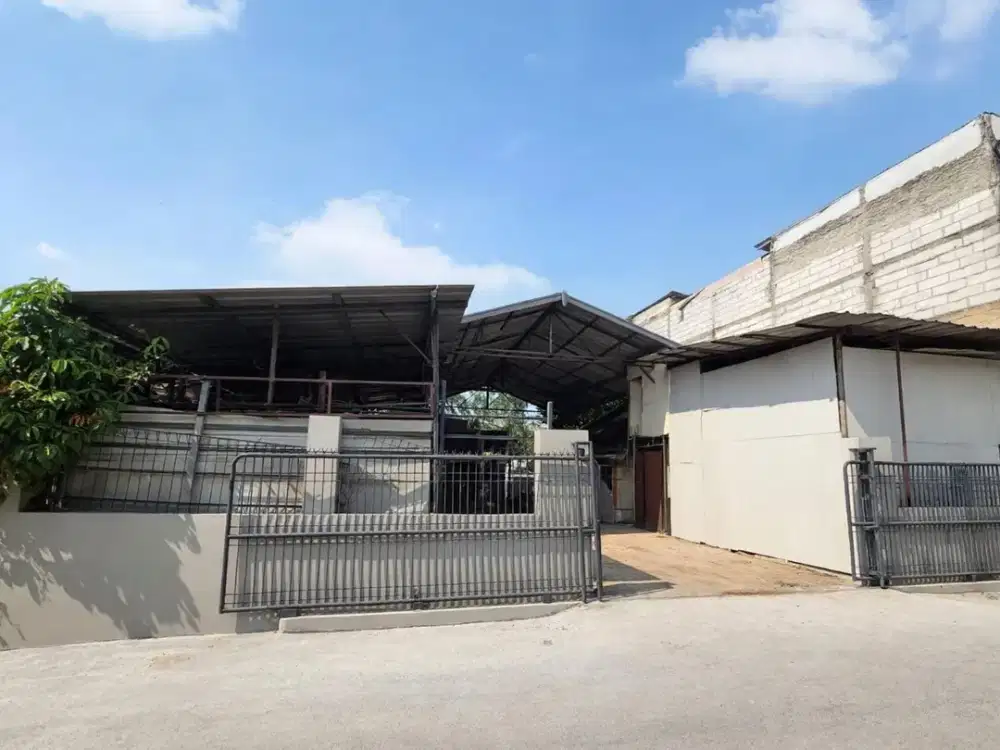 Tanah Kavling komersial hadap jalan raya di Sawah lama Ciputat Tangerang luas 16x32 521meter