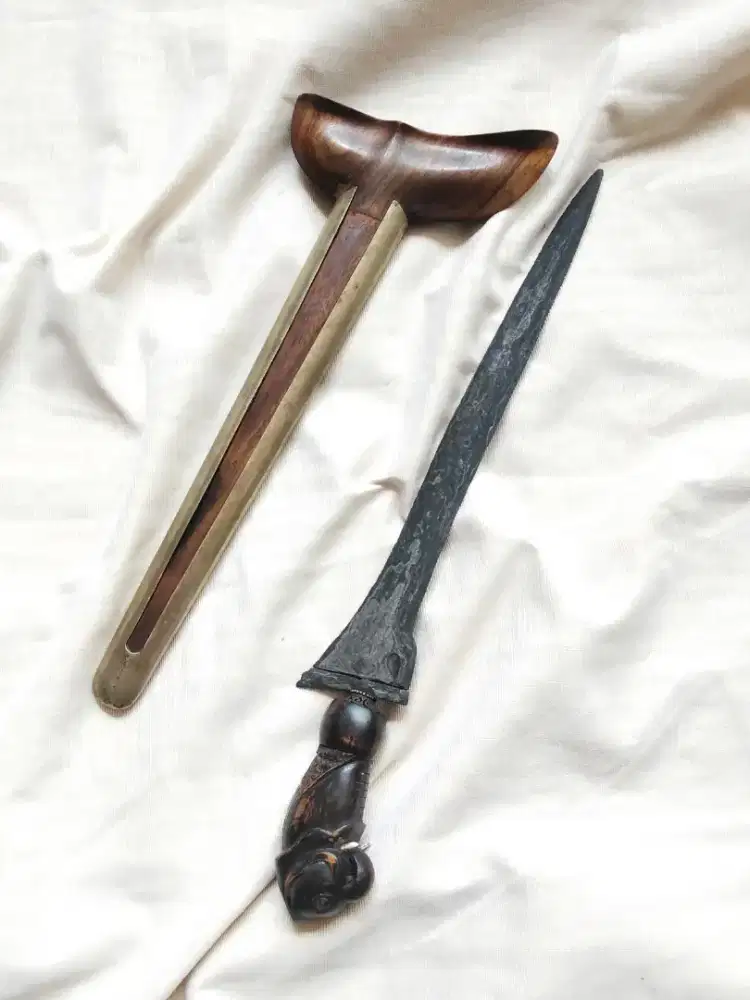 Keris Sepuh Omyang Jimbe Tangguh Majapahit I Keris Sepuh Wingit