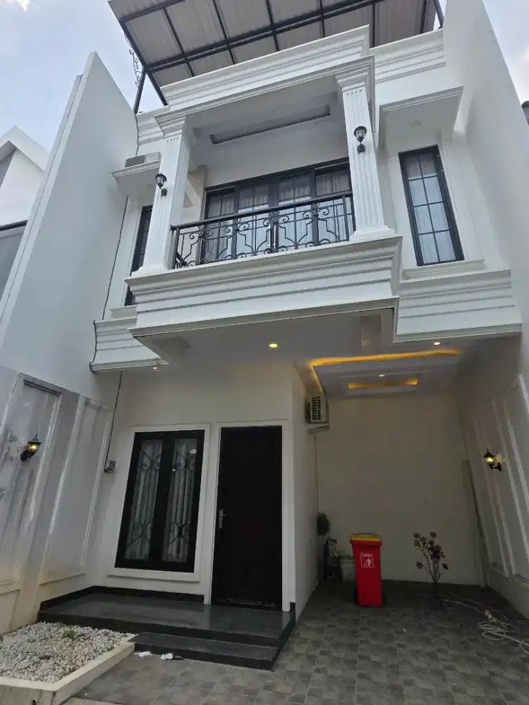 Rumah cantik disewakan/dikontrakkan di Jagakarsa Full Furnish