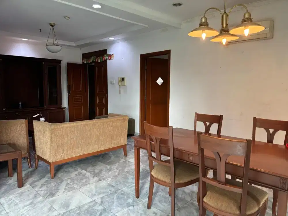 Apartemen Mitra Oasis Senen Jakarta Pusat, LB 114 m², 3+1 KT, 2+1 KM, HGB, Harga 1,9 M