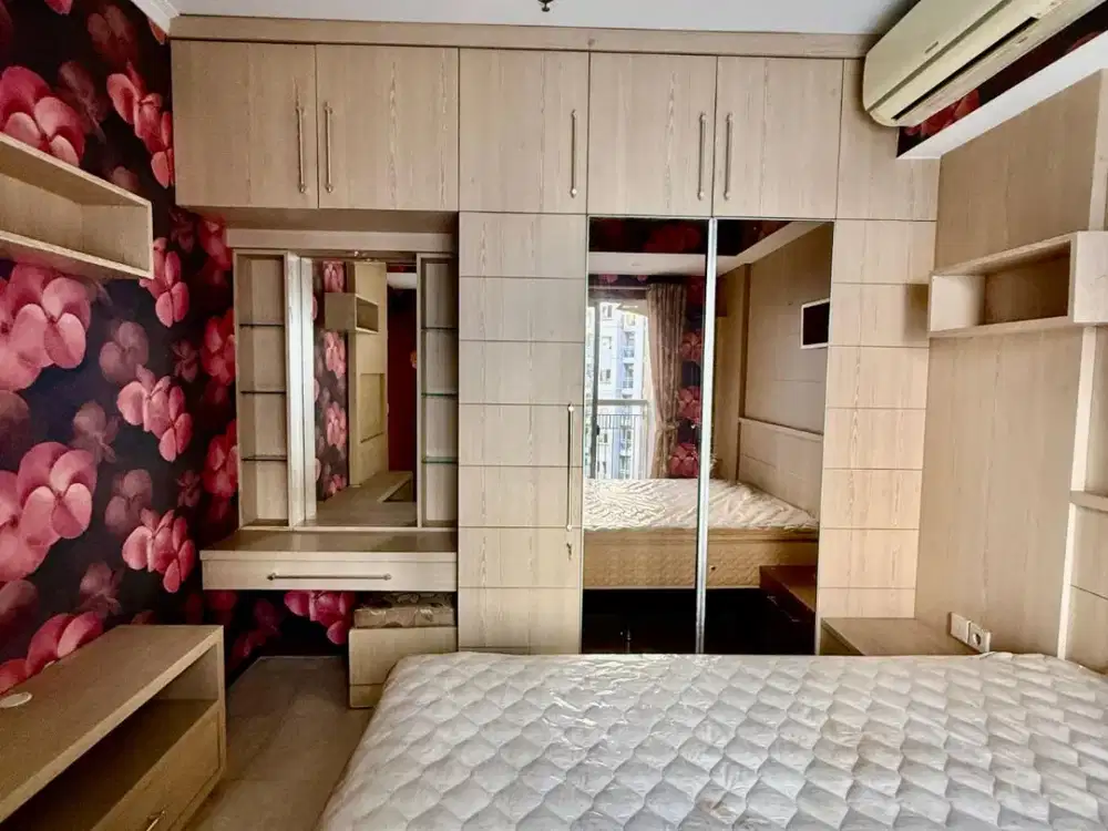 Disewakan Apartemen Royal Mediterania Garden Fully Furnished Terawat Siap Huni di Tanjung Duren Jakarta Barat