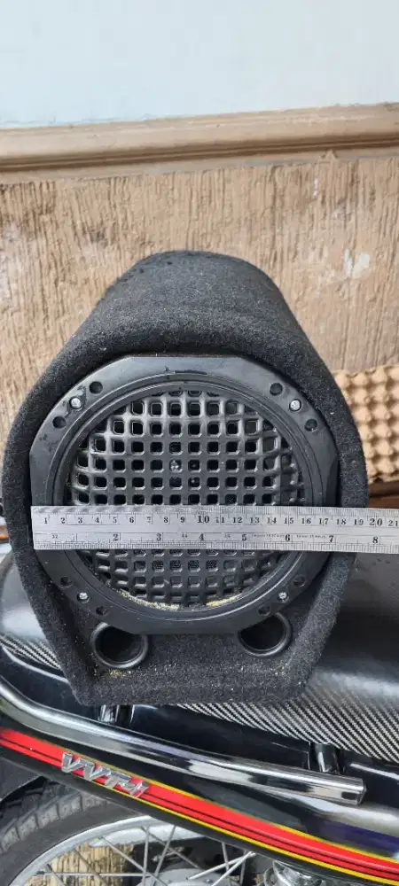 Speaker tube bass