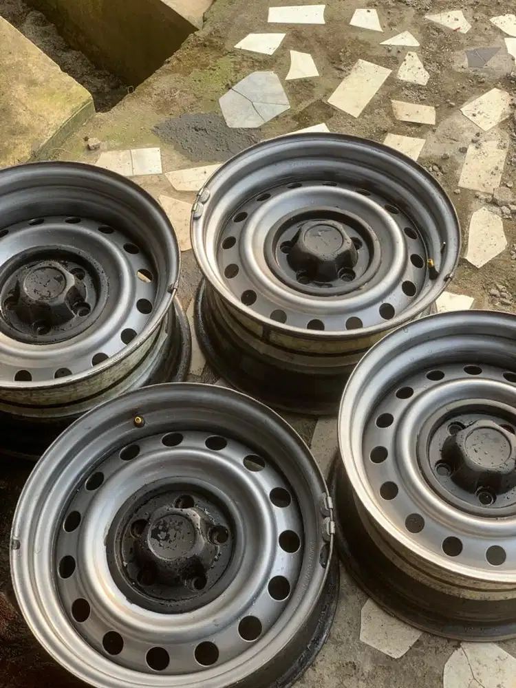 Velg kaleng 15 celong pcd 5x114 rush terios xpander