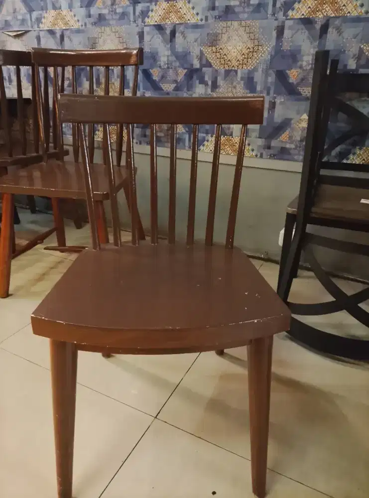 Kursi kayu rustic 4 pcs