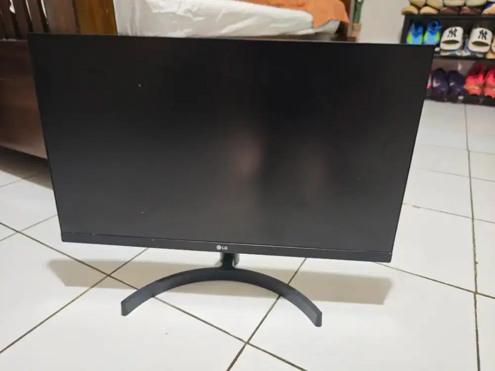 Jual paketan Monitor ,VGA, dan casing