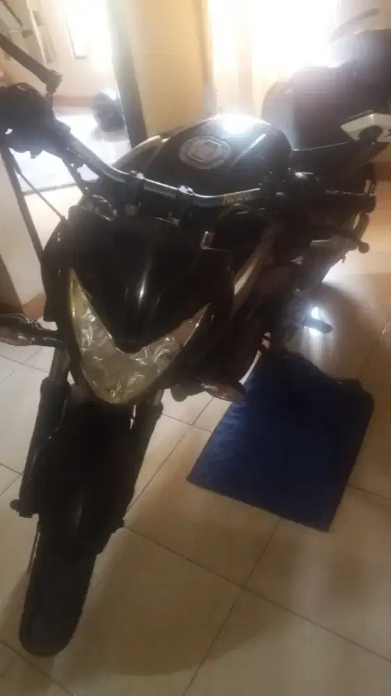 Kawasaki Pulsar 200NS 5,5 JT NEGO