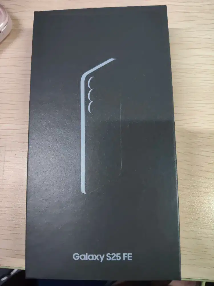 Samsung s25 fe 8/256