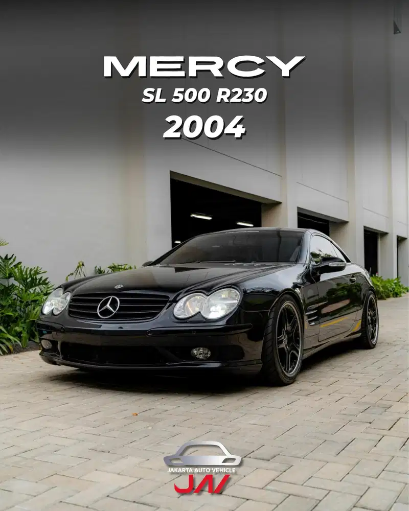 MERCEDES BENZ SL 500 R230 2004 / LOW ODO / MINT CONDITION / LIKE NEW