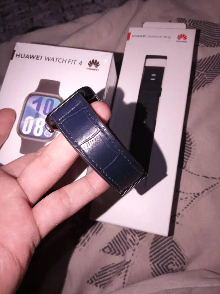 Huawei WatchFit 4 + strap baru segel