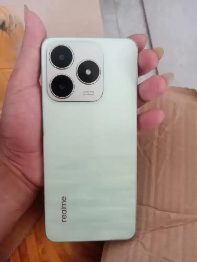 REALME C63 RAM 6/128