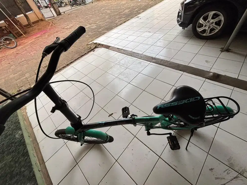 Sepeda lipat merk odesy