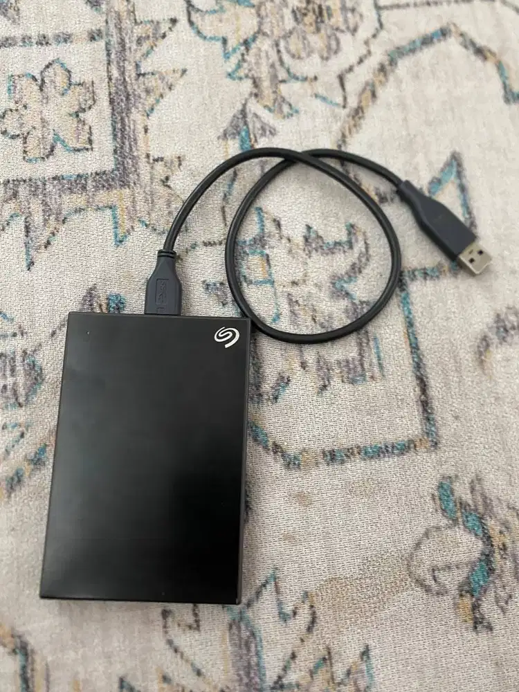 Hardisk Seagate One Touch  1TB + Pouch