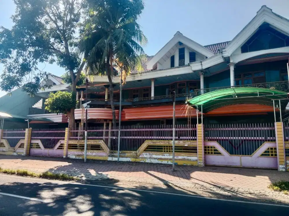 DIJUAL: Properti Mewah & Multifungsi Bondowoso
