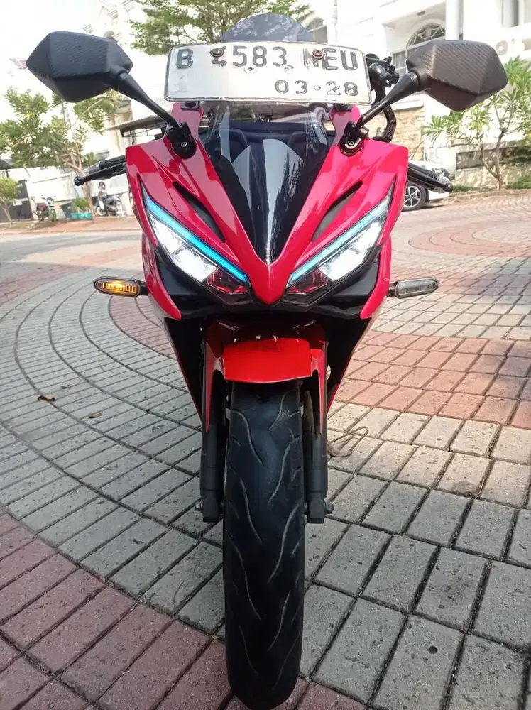 HONDA CBR 150 R TAHUN 2018  Plat/No seri : B
