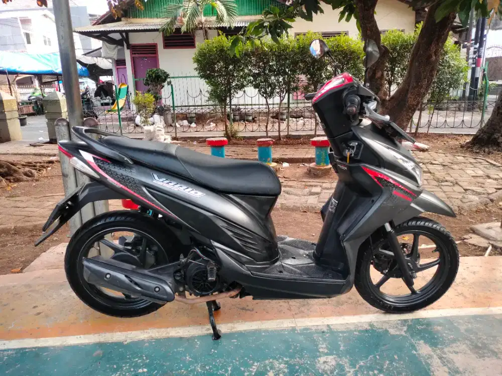HONDA VARIO LED 110  ISS 2017 pajak panjang/B.dki