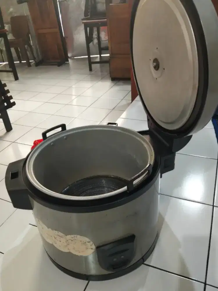 Penanak nasi  maspion
