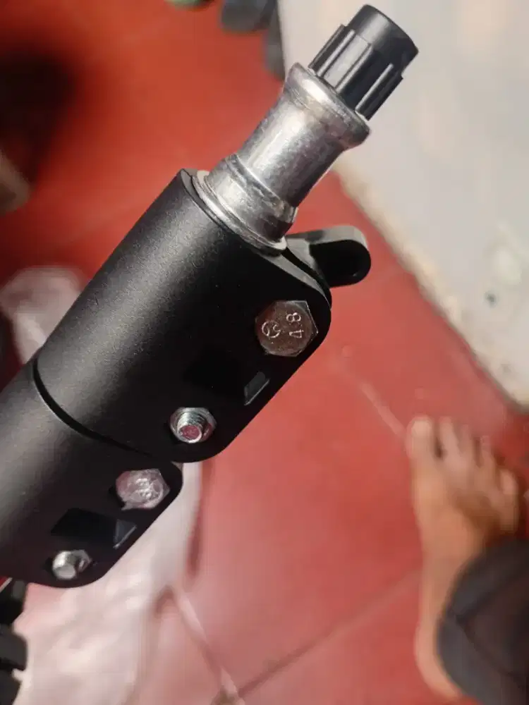 Tripod kondisi baru