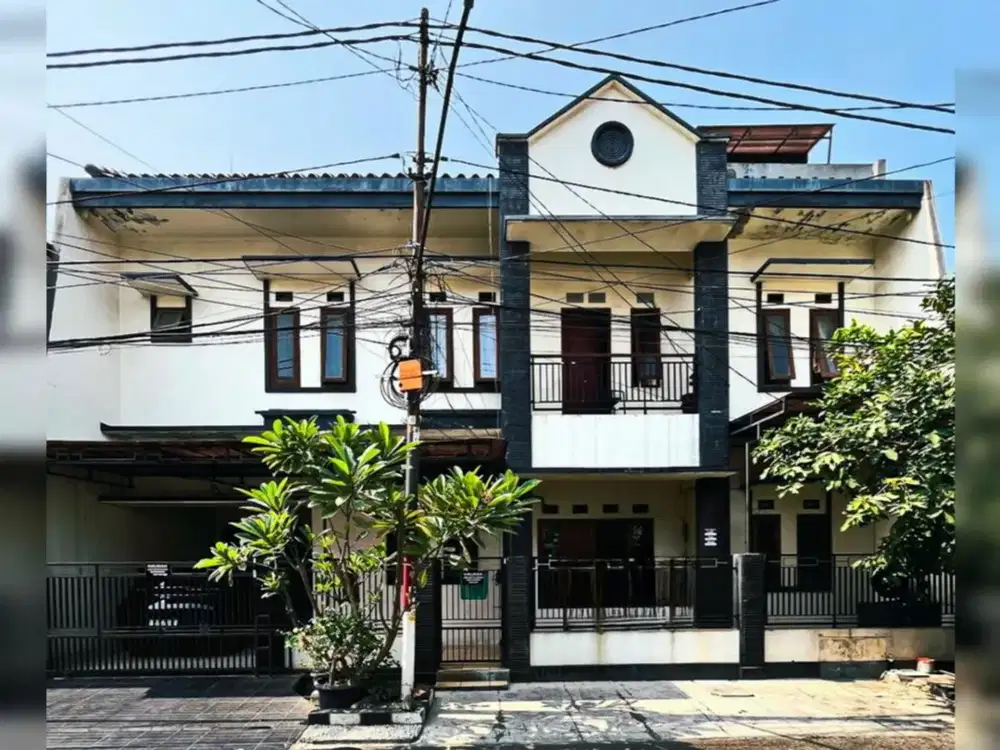 Rumah modern bagus Siap Huni Di Kayu Putih Rawamangun Jakarta Timur