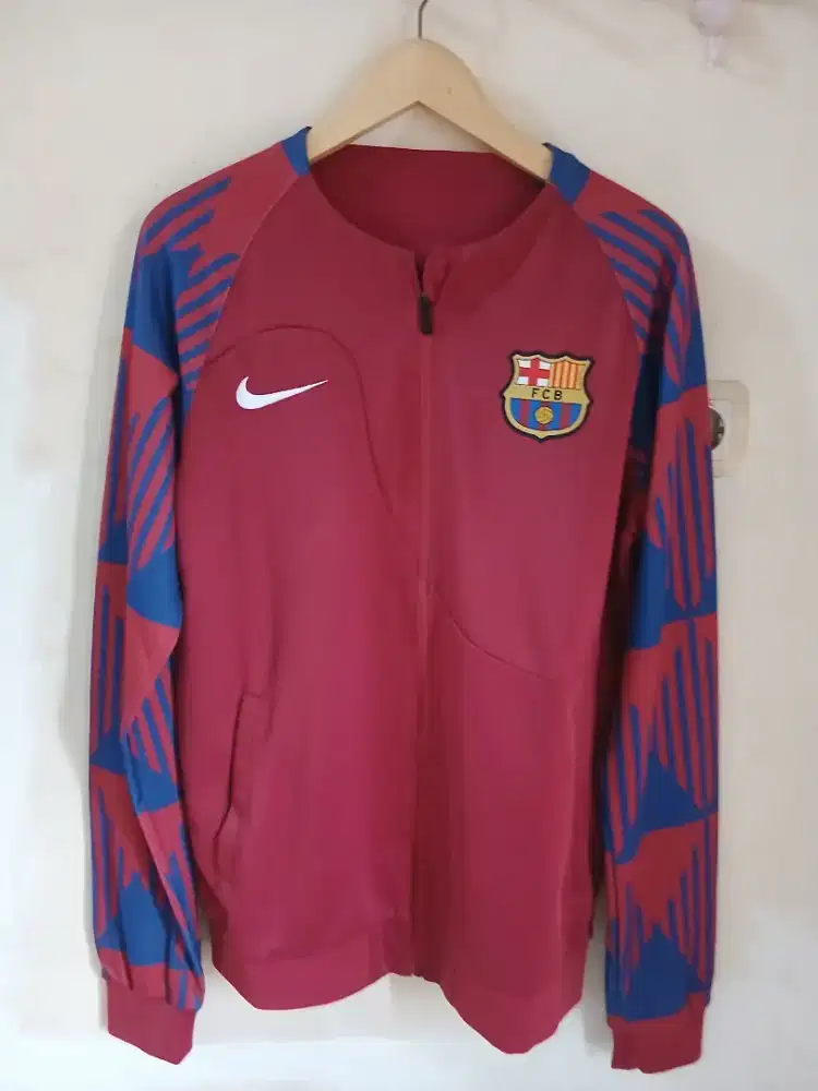 OBRAL JAKET BOLA OLAHRAGA