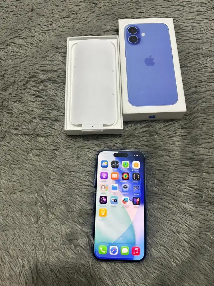 Iphone 16 128gb Ultramarine IBOX Garansi On Maret 2027