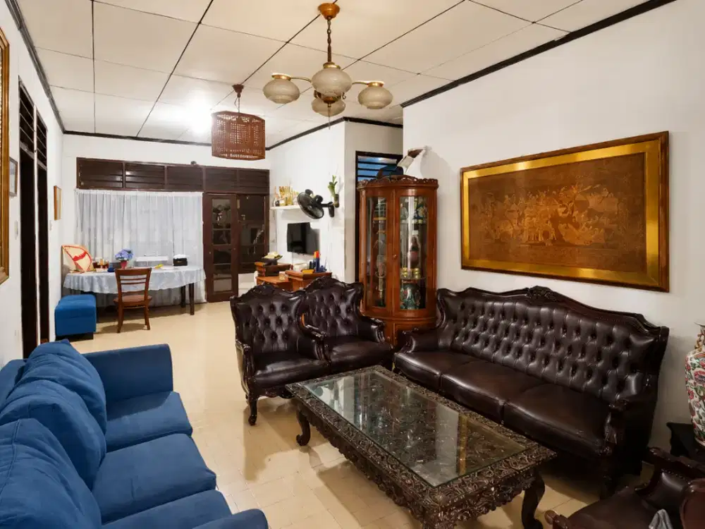 Rumah komersil pinggir jalan pasar inpres kelapa gading