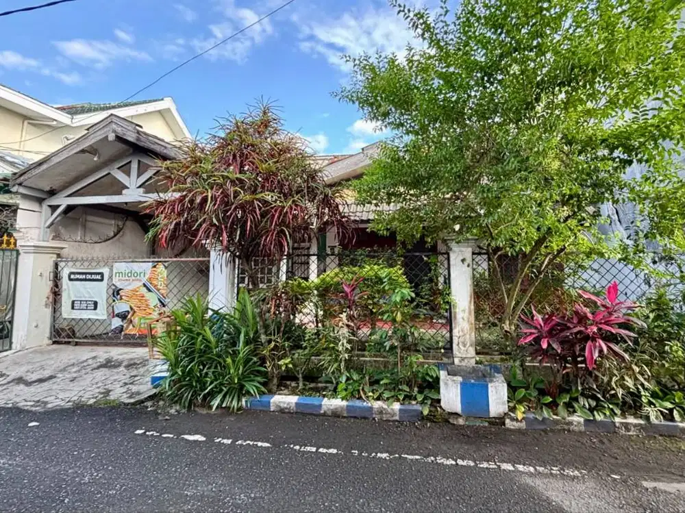 RUMAH MODERN KOTA MALANG SHM SIAP HUNI