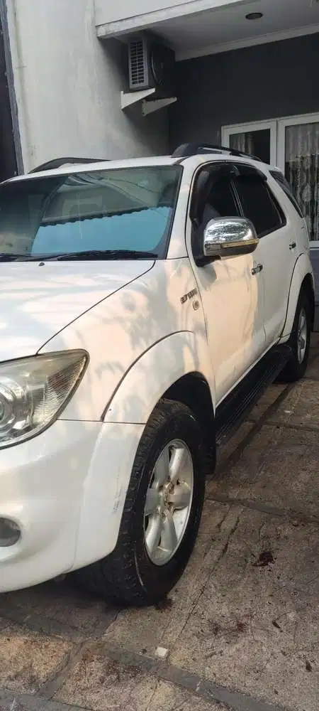 Toyota Fortuner 2010 Bensin