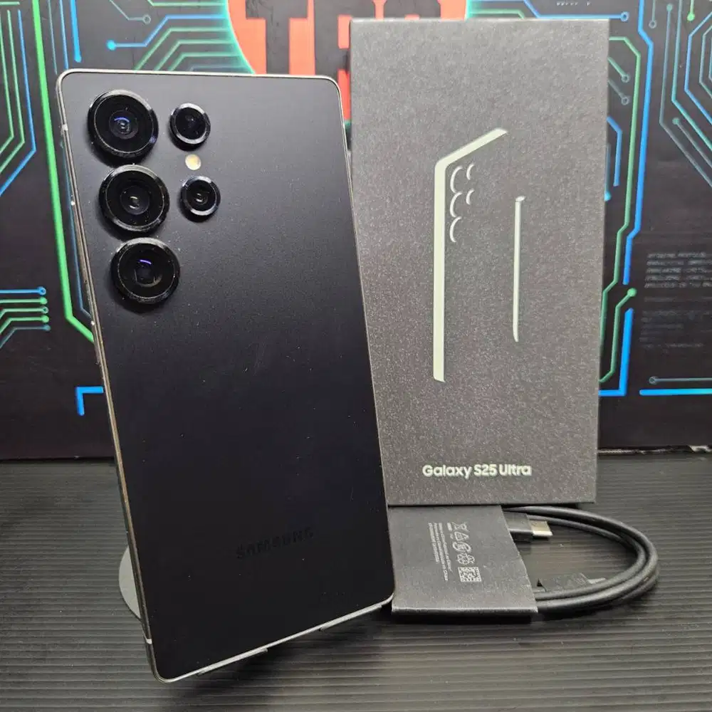 Samsung Galaxy S25 Ultra 12/256GB Hitam Mulus Like New Fullset Resmi