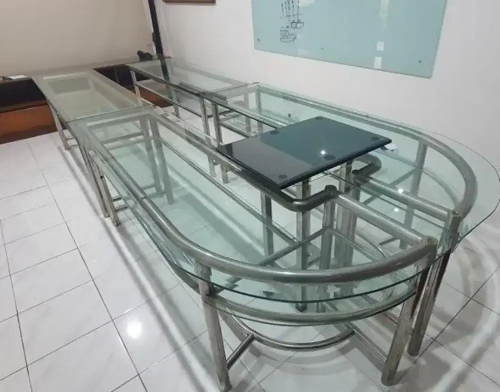 Meja Kaca Stainless Steel Premium - Meja kantor untuk meeting
