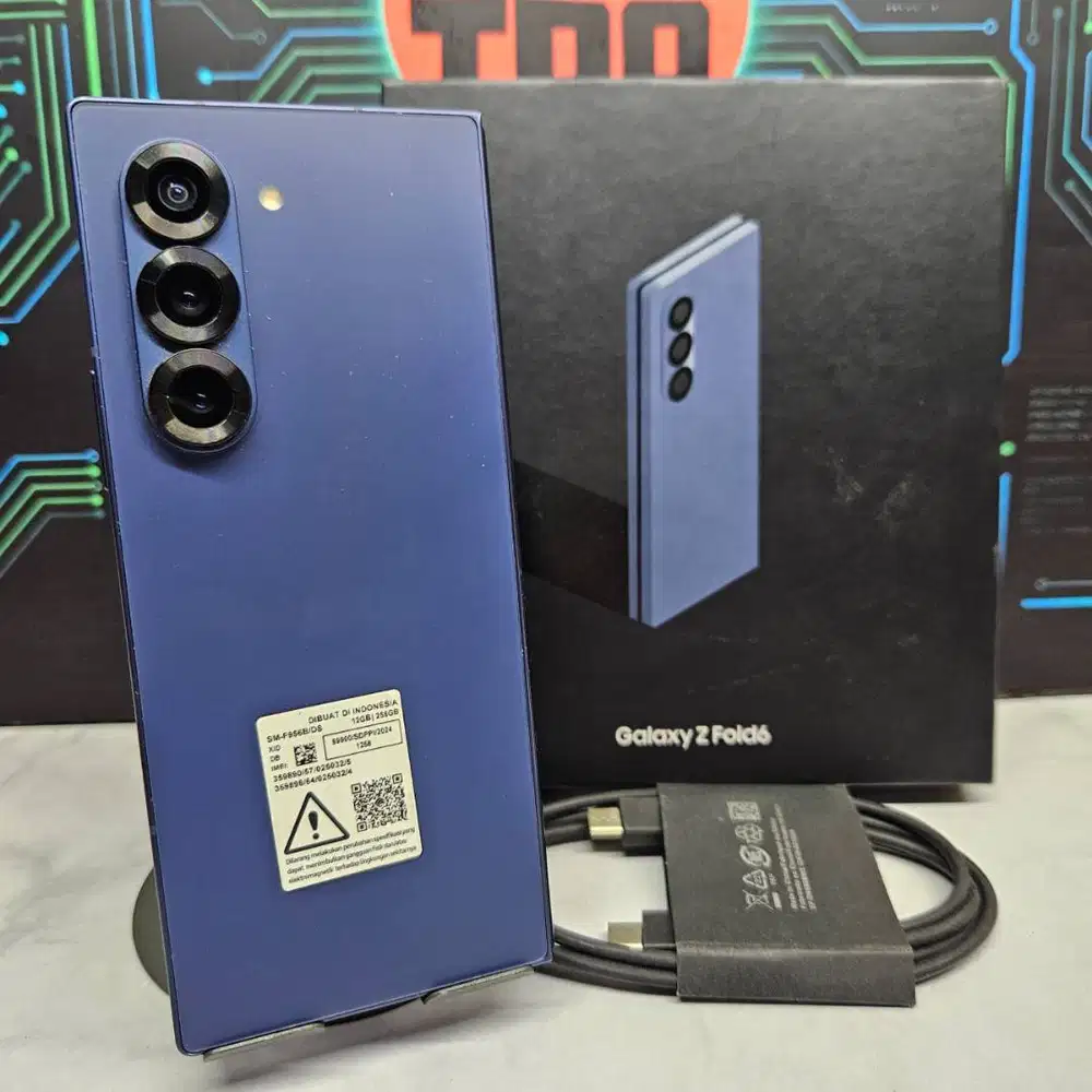 Samsung Galaxy Z Fold 6 12/256GB Mulus Fullset Resmi No Minus