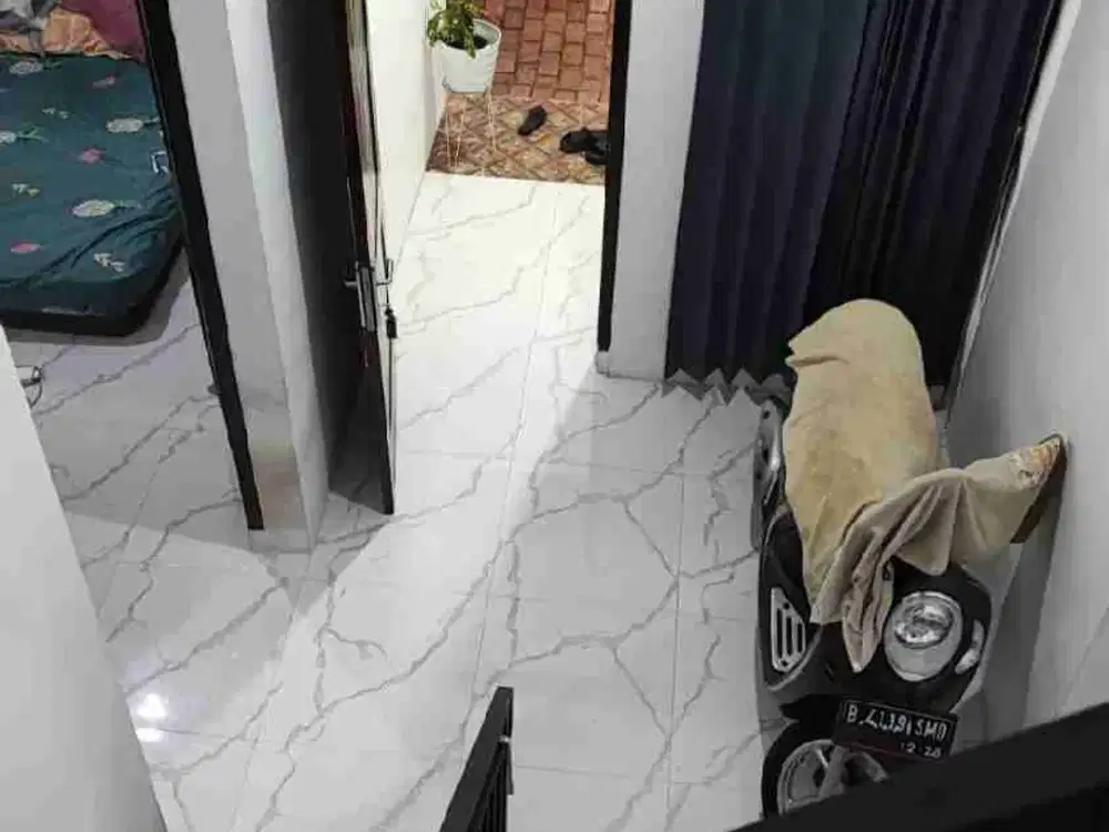 Rumah rapi, siap huni 2 lantai akses motor di kebagusan, jagakarsa jaksel