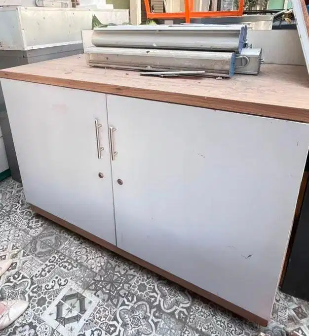 LACI DIPAN/ GEROBAK LEMARI