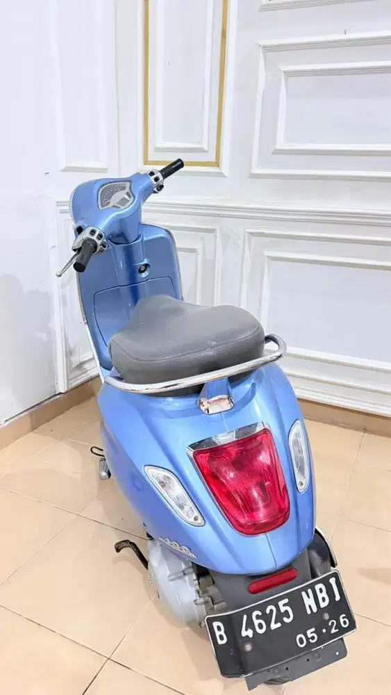Vespa Primavera 150 3V i.e A/T 2014 Biru Muda – Mulus & Siap Pakai