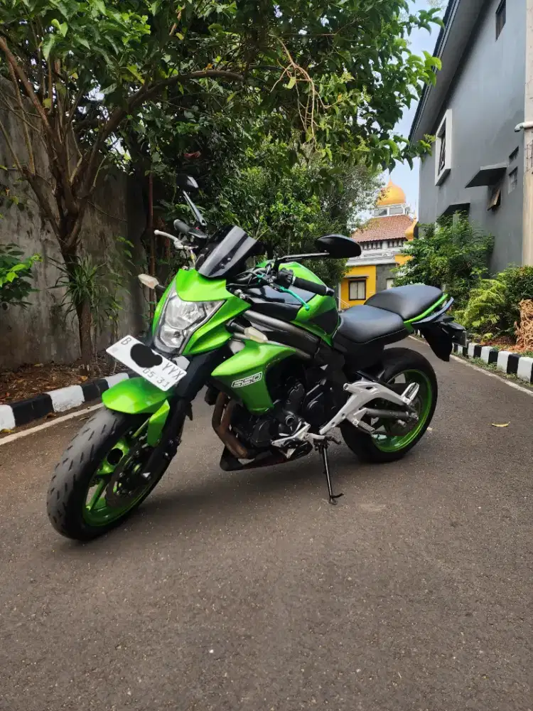Kawasaki ER-6N 2011 low odo