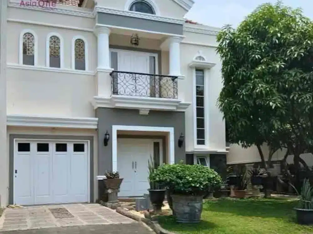 Rumah bagus siap huni (nego) lokasi strategis di Raffles Hills cibubur